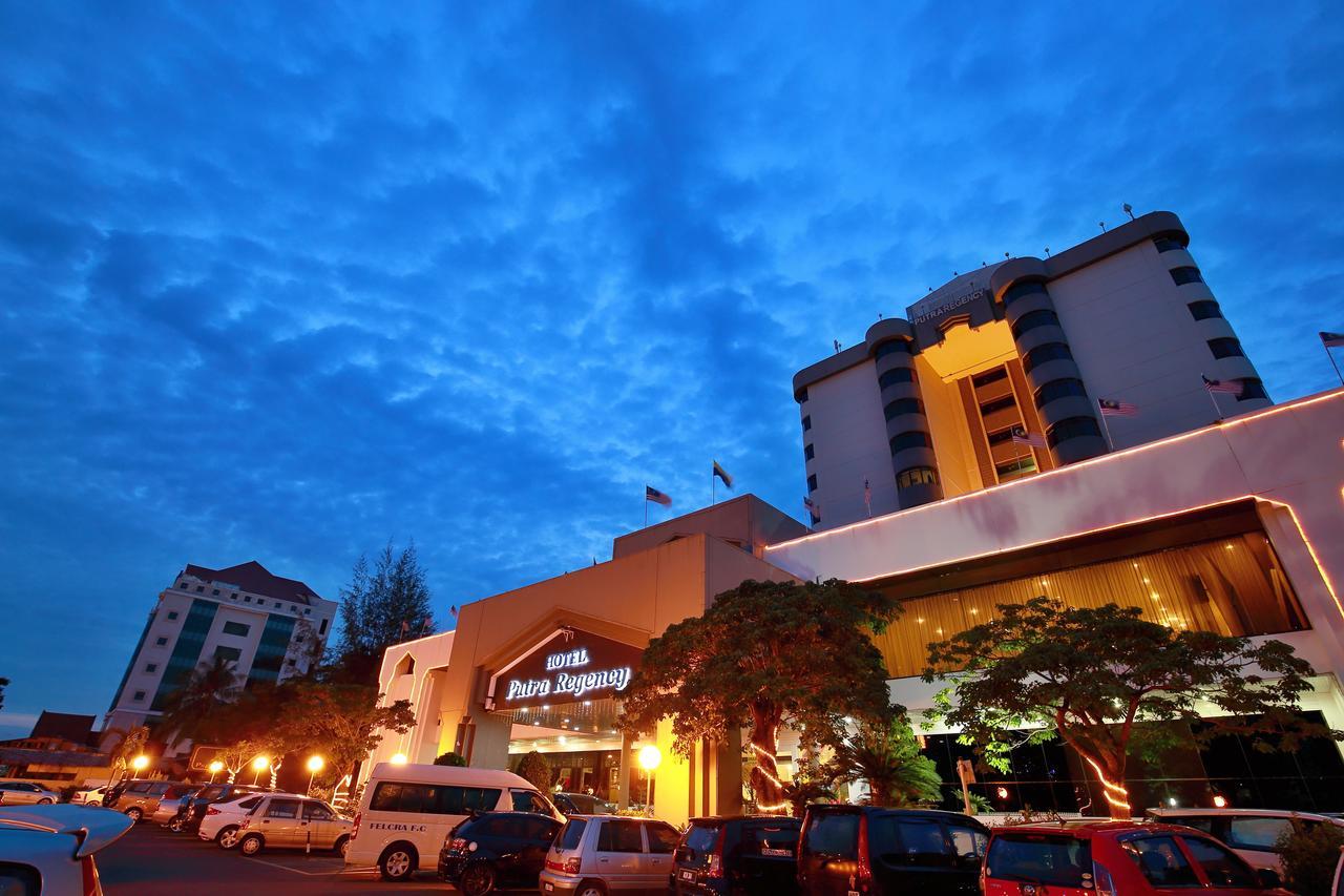 The Putra Regency Hotel Kangar Kültér fotó